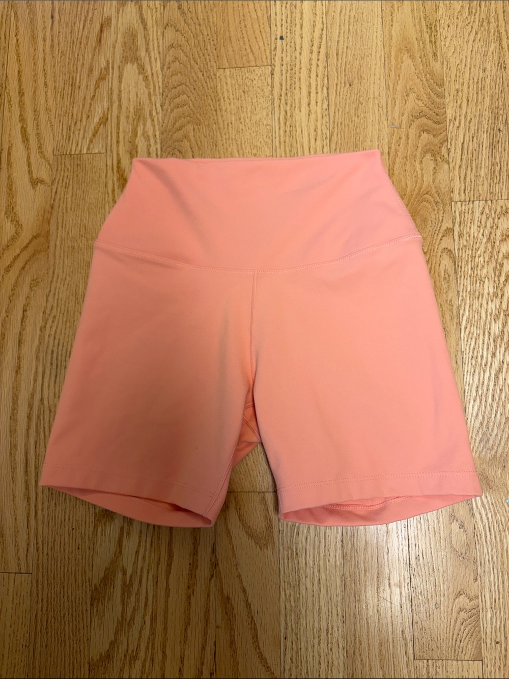Nike Peach High-Waist Bike Shorts - Women's